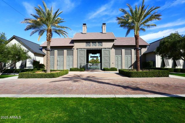 2460 W Rowel Road, Phoenix, AZ 85085