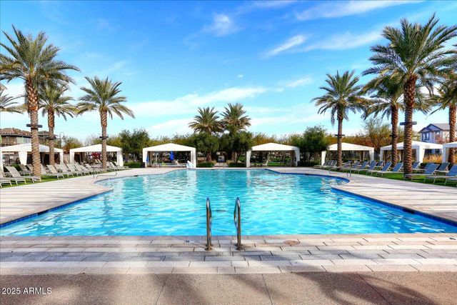 2460 W Rowel Road, Phoenix, AZ 85085