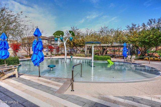 2460 W Rowel Road, Phoenix, AZ 85085