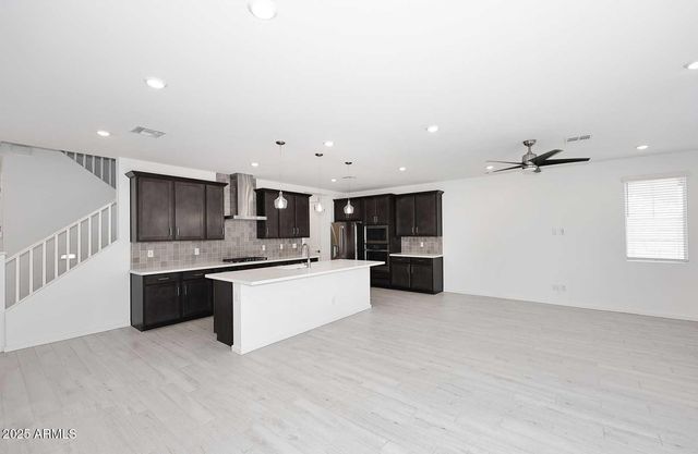 2460 W Rowel Road, Phoenix, AZ 85085