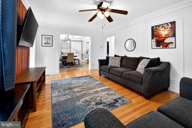 6 DAWES AVE, Trenton, NJ 08638