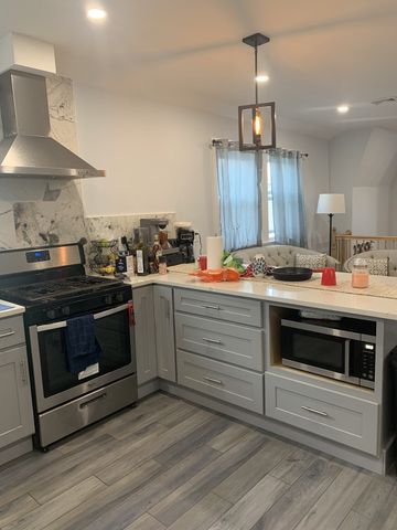 4045 Washington St 3, Boston, MA 02131