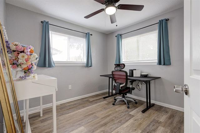 2605 Yorkshire Avenue, Oklahoma City, OK 73160