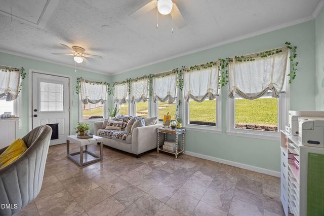 4950 Pinewood Drive, Hope Mills, NC 28348