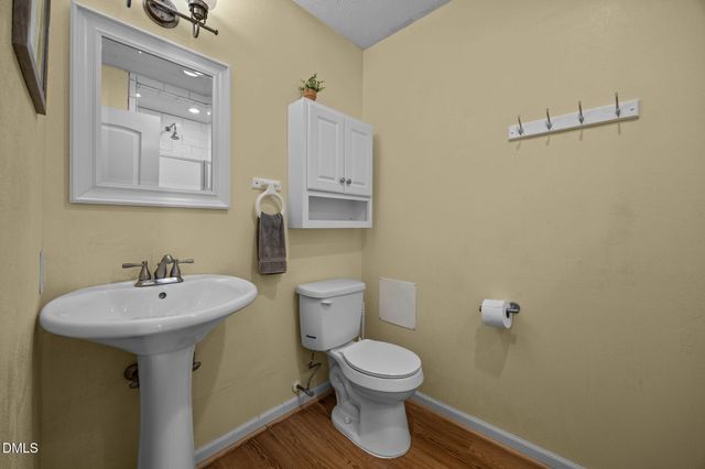 4950 Pinewood Drive, Hope Mills, NC 28348