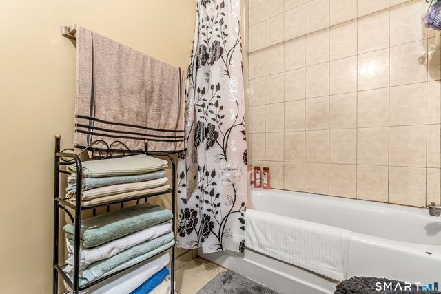 34 Hayes Street, Bridgeport, CT 06608