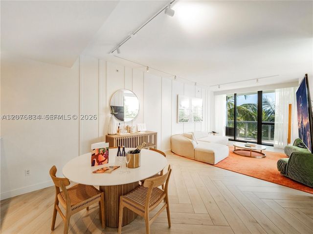 2201 Collins Ave 428, Miami Beach, FL 33139