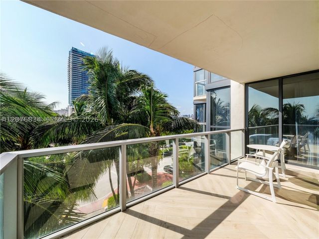 2201 Collins Ave 428, Miami Beach, FL 33139
