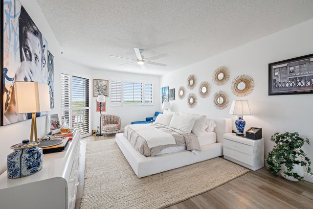 200 Waterway Road 208, Tequesta, FL 33469