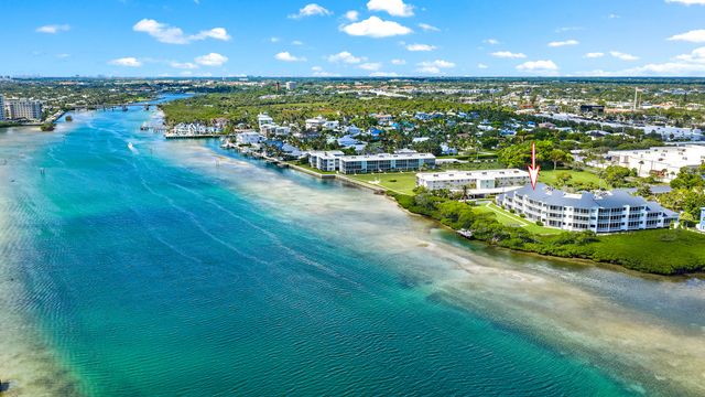 200 Waterway Road 208, Tequesta, FL 33469