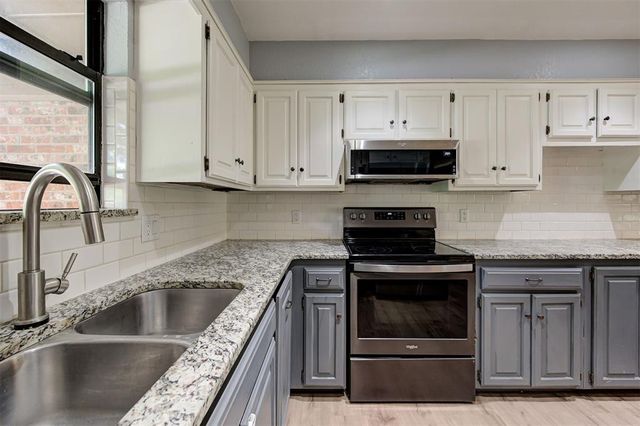 3818 Marked Tree Drive, Edmond, OK 73013