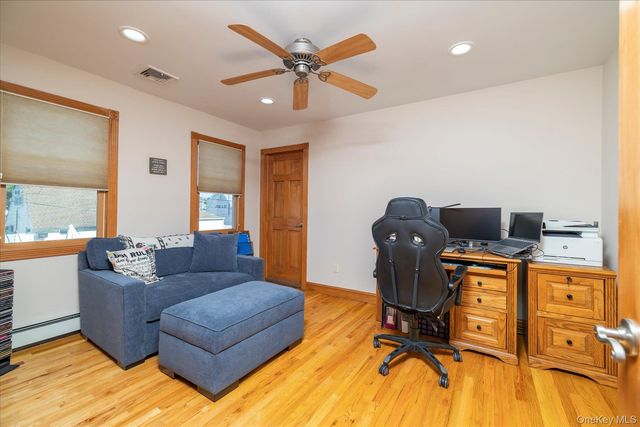 27 Welcome Lane, Wantagh, NY 11793