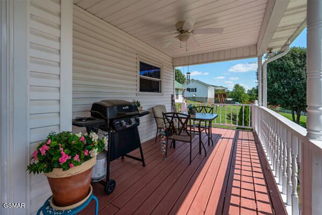 3628 Blue Byrd Lane, Kodak, TN 37764