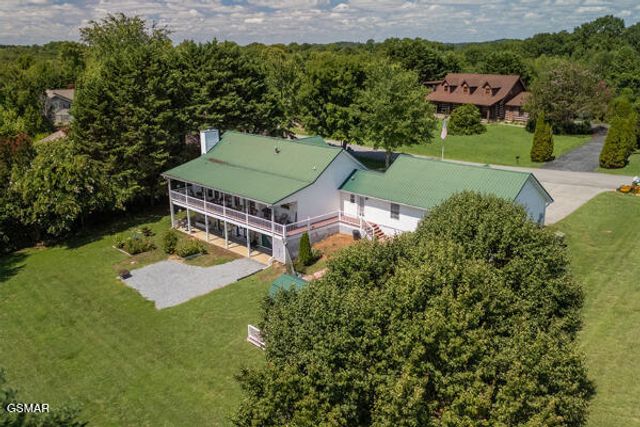 3628 Blue Byrd Lane, Kodak, TN 37764