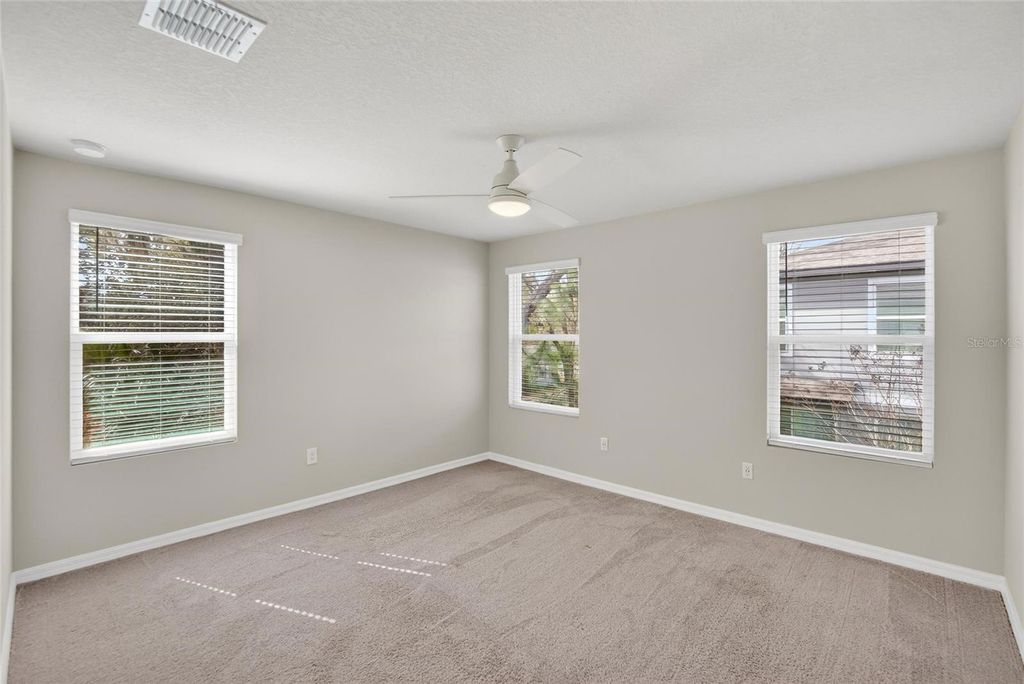 Image 37 of property listing at 2710 SCARLET BAY PLACE, Brandon, FL 33510