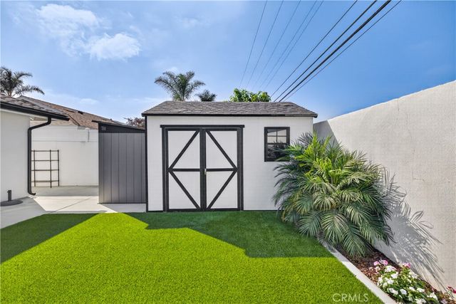 21311 Antiqua Lane, Huntington Beach, CA 92646