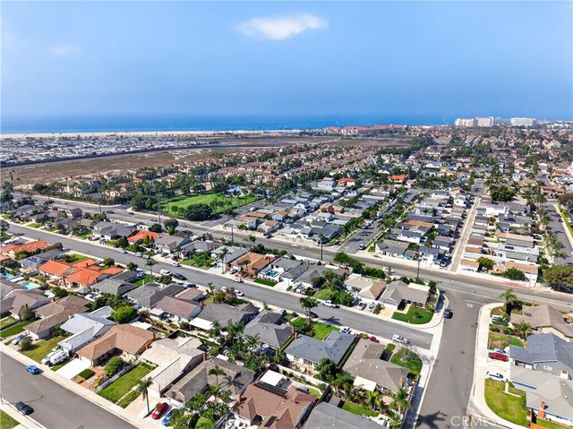 21311 Antiqua Lane, Huntington Beach, CA 92646