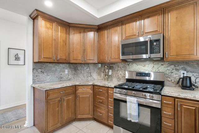 18316 Keswick Street, Reseda, CA 91335