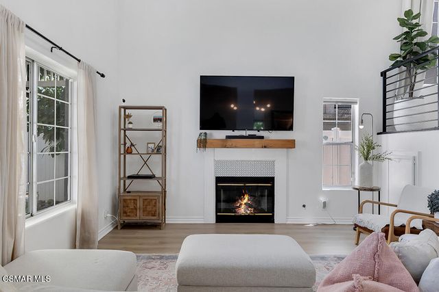 18316 Keswick Street, Reseda, CA 91335