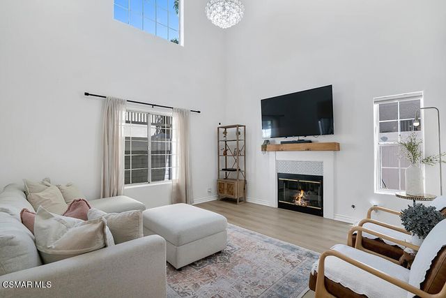 18316 Keswick Street, Reseda, CA 91335