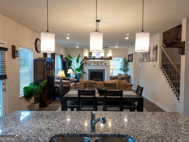 6960 Newcastle Court, Fairburn, GA 30213
