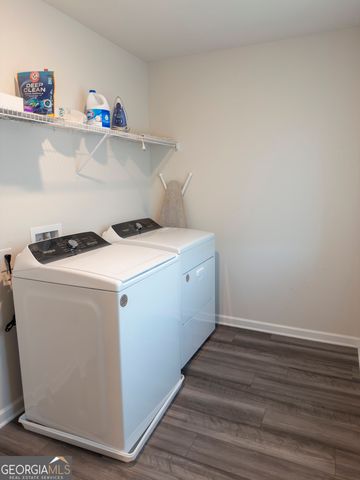 6960 Newcastle Court, Fairburn, GA 30213