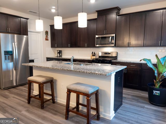 6960 Newcastle Court, Fairburn, GA 30213