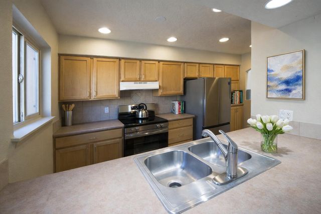 13270 Candelaria Road NE, Albuquerque, NM 87112