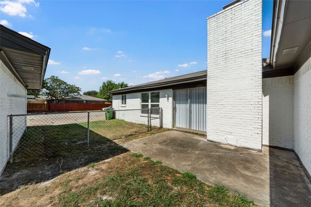 6250 Shirley Drive, North Richland Hills, TX 76180