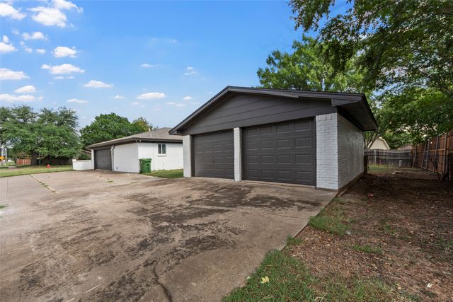 6250 Shirley Drive, North Richland Hills, TX 76180