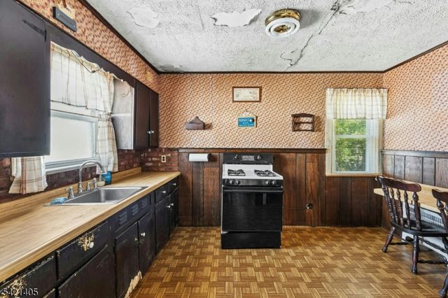 574 Sherman Ave, Roselle Boro, NJ 07203