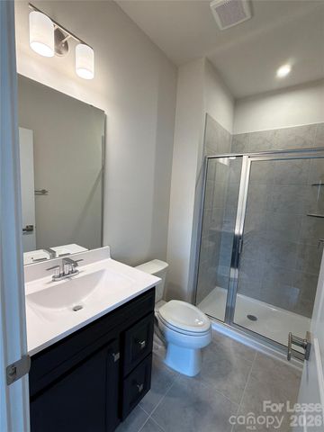 4136 Auburn Oak Lane, Charlotte, NC 28208