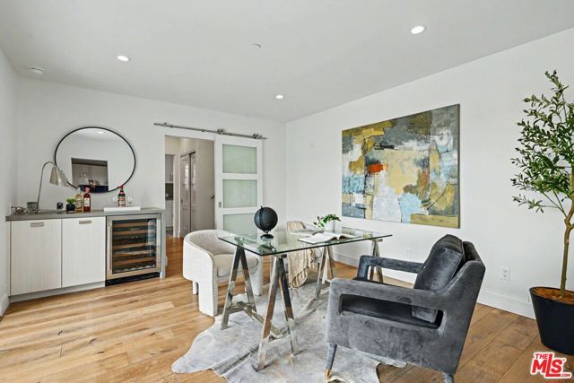 922 Berkeley Street, Santa Monica, CA 90403