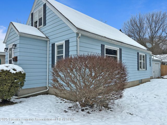 2345 Lyons Avenue, Lansing, MI 48910