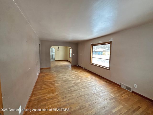 2345 Lyons Avenue, Lansing, MI 48910