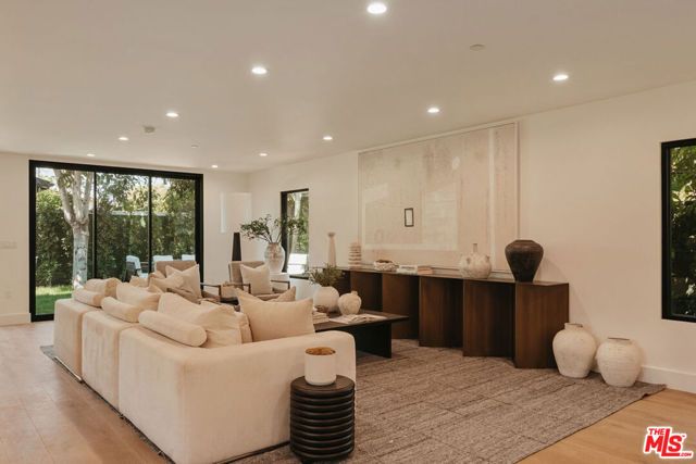 4432 Berryman Avenue, Culver City, CA 90230