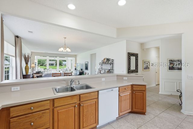470 Colonel Thomas Heyward Rd, Bluffton, SC 29909
