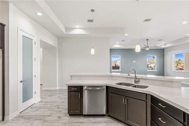 2027 E Lago Grande Court, Fort Mohave, AZ 86426