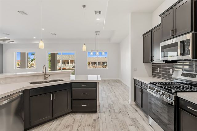 2027 E Lago Grande Court, Fort Mohave, AZ 86426