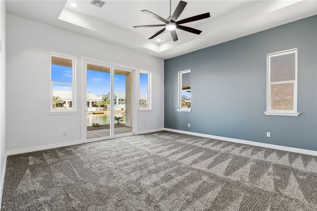 2027 E Lago Grande Court, Fort Mohave, AZ 86426