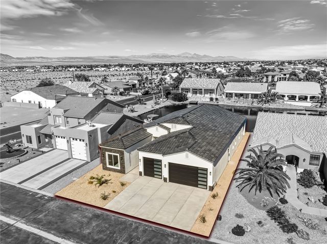 2027 E Lago Grande Court, Fort Mohave, AZ 86426