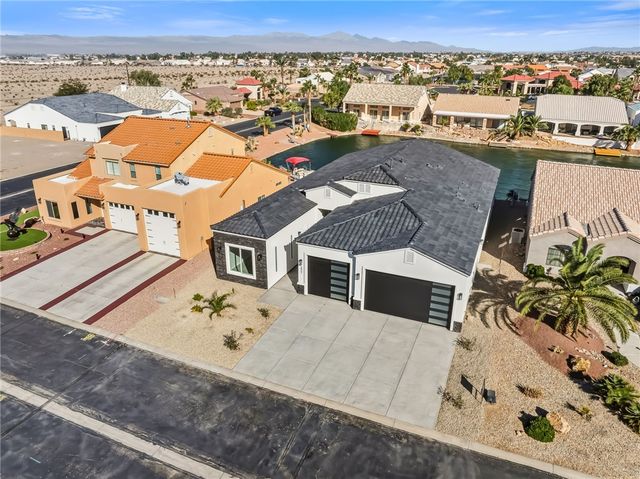 2027 E Lago Grande Court, Fort Mohave, AZ 86426