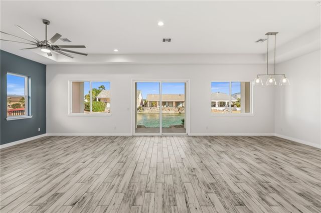 2027 E Lago Grande Court, Fort Mohave, AZ 86426