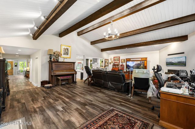 207 Birch Banks Road, Sagle, ID 83860