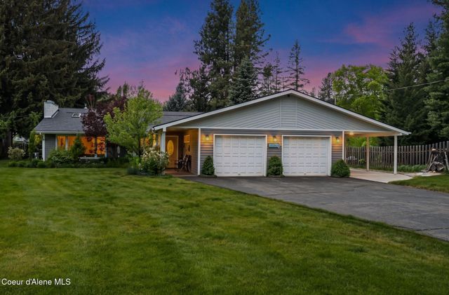 207 Birch Banks Road, Sagle, ID 83860