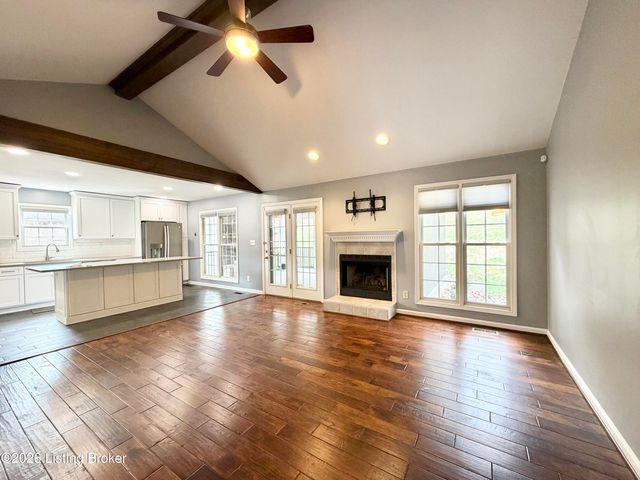 3410 Hardwood Forest Dr, Louisville, KY 40214