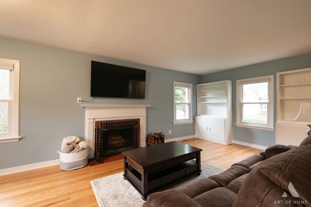 336 5th Street, Downers Grove, IL 60515