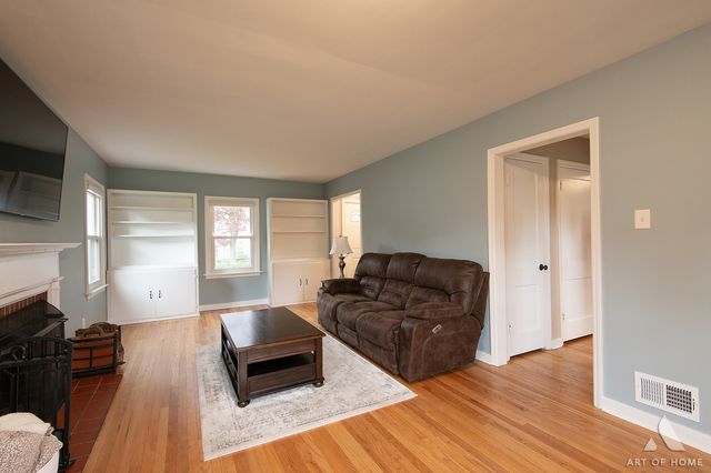 336 5th Street, Downers Grove, IL 60515