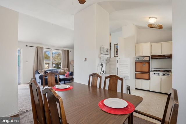 1409 BURLINGTON AVE, Delanco, NJ 08075