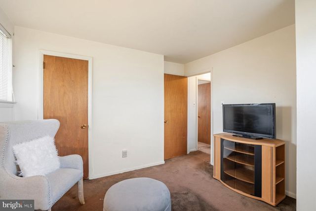 1409 BURLINGTON AVE, Delanco, NJ 08075